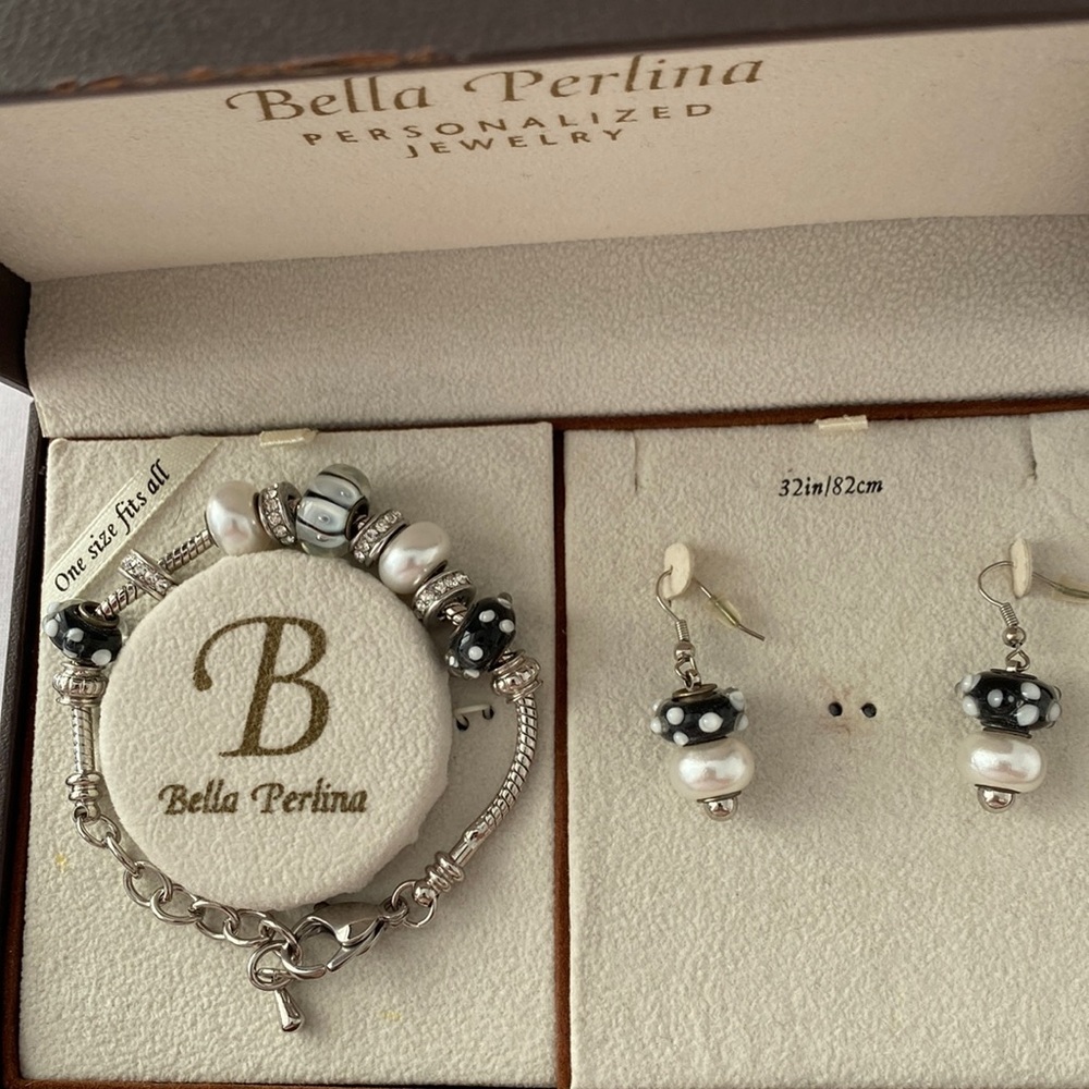 Charm bracelet and earrings set